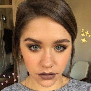 Anna Russett, 33 (Звезда Youtube)