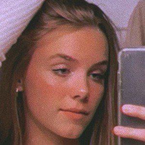 Anna Shumate, 22 (TikTok Star)