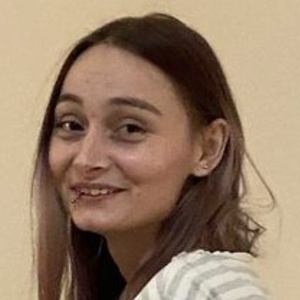 Anna Simpson image 4