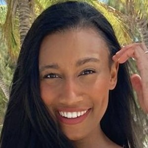 Annabell Newman, 33 (TikTok Star)