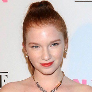Annalise Basso image 4