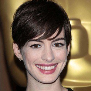 Anne Hathaway, 42 (电影女演员)