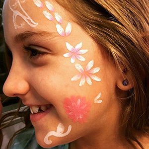 Annelise CraftyGirls, 17 (YouTube明星)