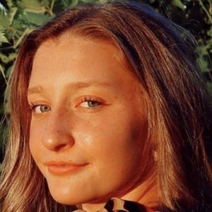 Annica Jane, 19 (YouTube明星)