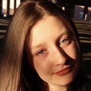 Annica Jane, 19 (YouTube明星)