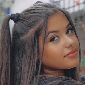 Annie Vega, 17 (YouTube Star)