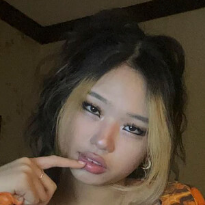 Annie Zheng image 4