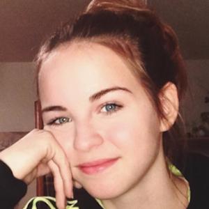 Annika Sofie, 21 (TikTok Star)