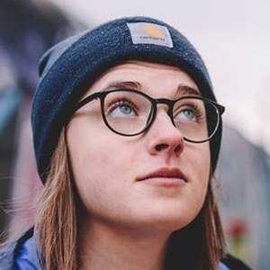 Annikazion, 27 (YouTube Star)