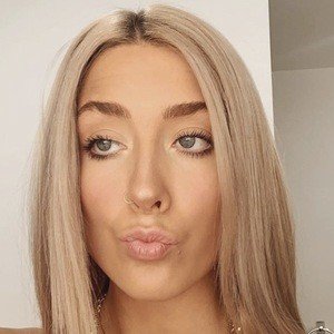 Ansley Minor, 23 (TikTok明星)