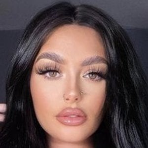 Antonia Graham, 29 (TikTok明星)