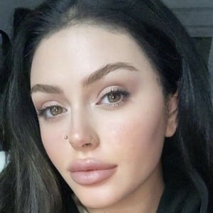 Antonia Graham, 29 (TikTok明星)