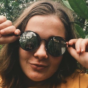 Anya SevenFuntasticGirls, 23 (YouTube明星)