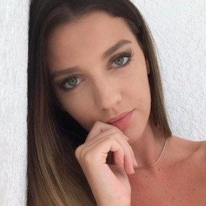 April Nottingham, 31 (Instagram Star)