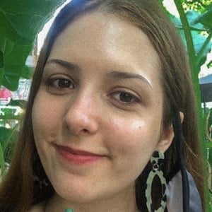 Ara Dittler, 26 (TikTok Star)