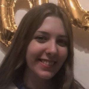 Ara Dittler, 26 (TikTok Star)