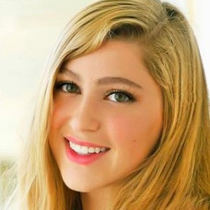 Aran Katarina Kirschenmann, 29 (Instagram Star)