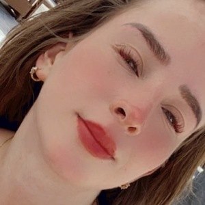 Aranza Cesarii, 30 (Instagram明星)