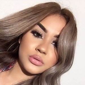 Ariadna Juárez, 25 (YouTube Star)
