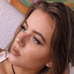 Ariana Donovan image 6