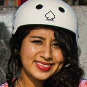 Ariana Montoya, 28 (Estrella de YouTube)