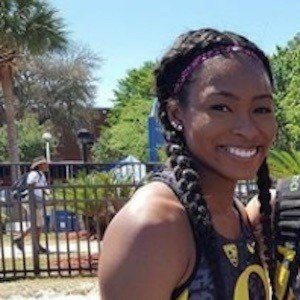 Ariana Washington, 29 (Corredor)
