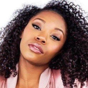 Arianna Henderson image 7