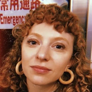 Arianna Ratner, 38 (Movie Actress)