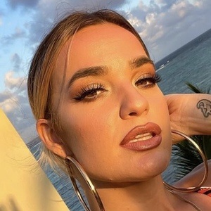 Ariel Lyndsey, 32 (TikTok Star)