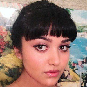 Ariela Barer image 3