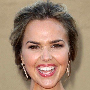 Arielle Kebbel, 40 (電影女演員)