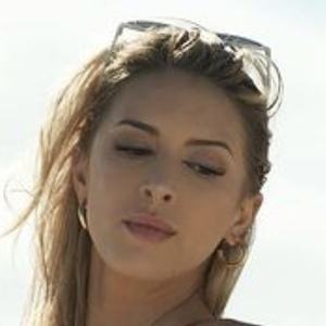 Arionna Morales, 26 (TikTok Star)