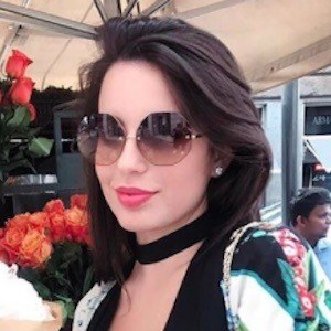 Armina Mevlani, 34 (Model)