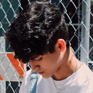 Aron Trubow, 24 (TikTok明星)