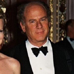 Art Garfunkel, 82 (Ca sĩ nhạc Folk)