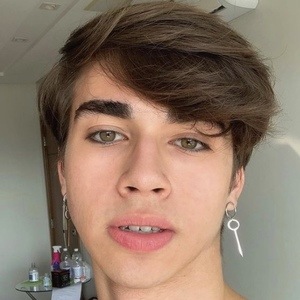 Arthur Mendes, 21 (TikTok明星)