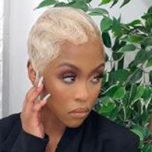 Asanda Jezile, 24 (Pop Singer)