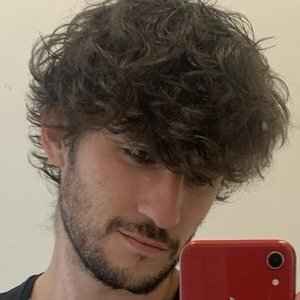 Ash Valmont, 35 (TikTok-ster)