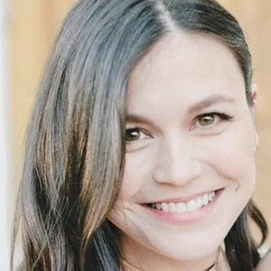 Ashley Adams, 42 (YouTube明星)