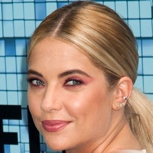 Ashley Benson, 35 (Телеактриса)