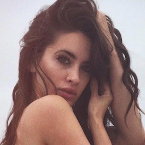 Ashley del Río, 33 (博主)