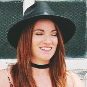 Ashley Dun, 35 (Dichter)