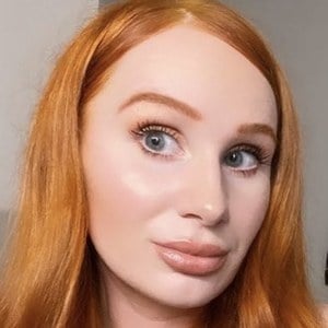 Ashley Elliott, 30 (TikTok Star)