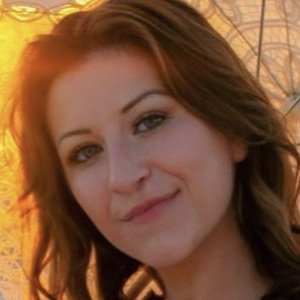 Ashley Fischer, 22 (TV Actress)