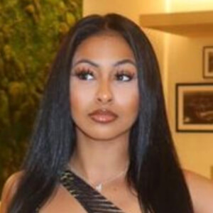 Ashley Gomez image 5