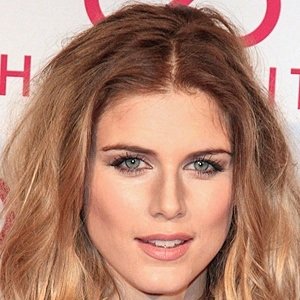 Ashley James, 38 (现实之星)