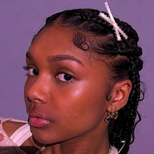 Ashley Jones image 5