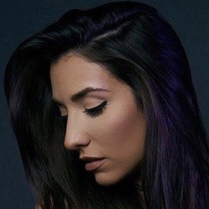 Ashley Loren, 37 (Pop Singer)