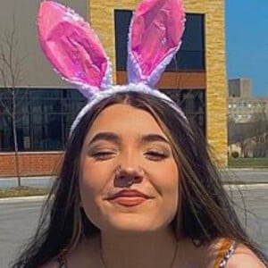 Ashley Malecc, 20 (TikTok明星)