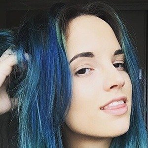 Ashley Mariee Surcombe, 27 (YouTube明星)